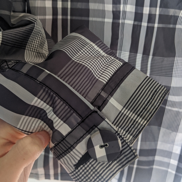 3/$30 Vero Moda Plaid Trenchcoat - Picture 5 of 8